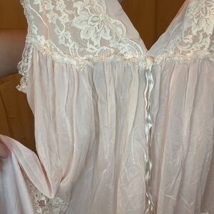 Vanity Fair Pink Lace Nightgown